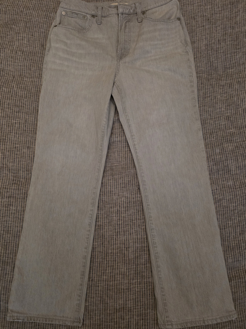 Madewell Straight-Leg Jeans Slim Demi-Boot in Light Gray Size 28